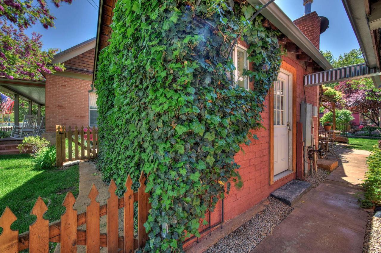 Cali Cochitta Vacation Rentals 摩押 外观 照片