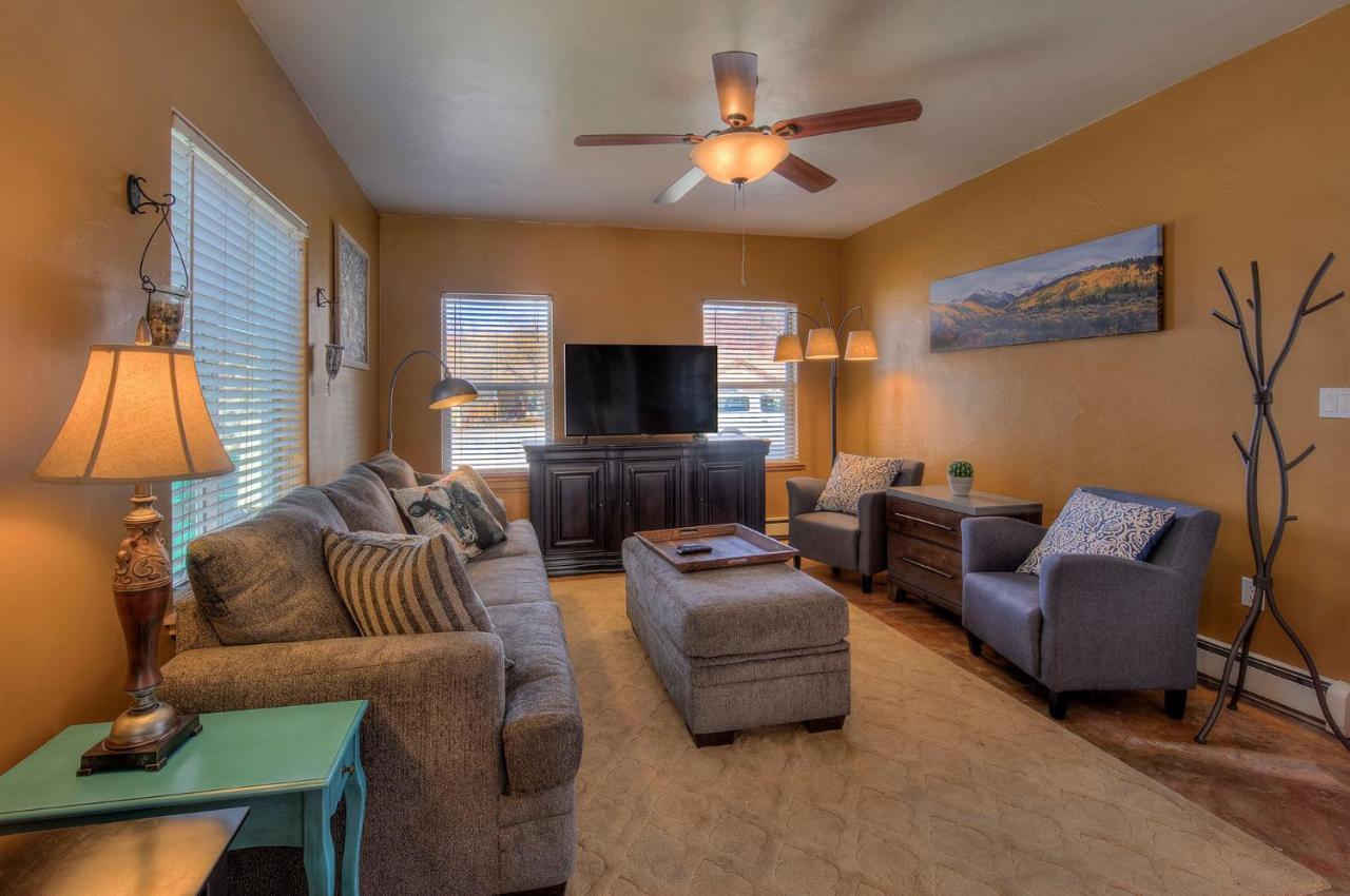 Cali Cochitta Vacation Rentals 摩押 外观 照片